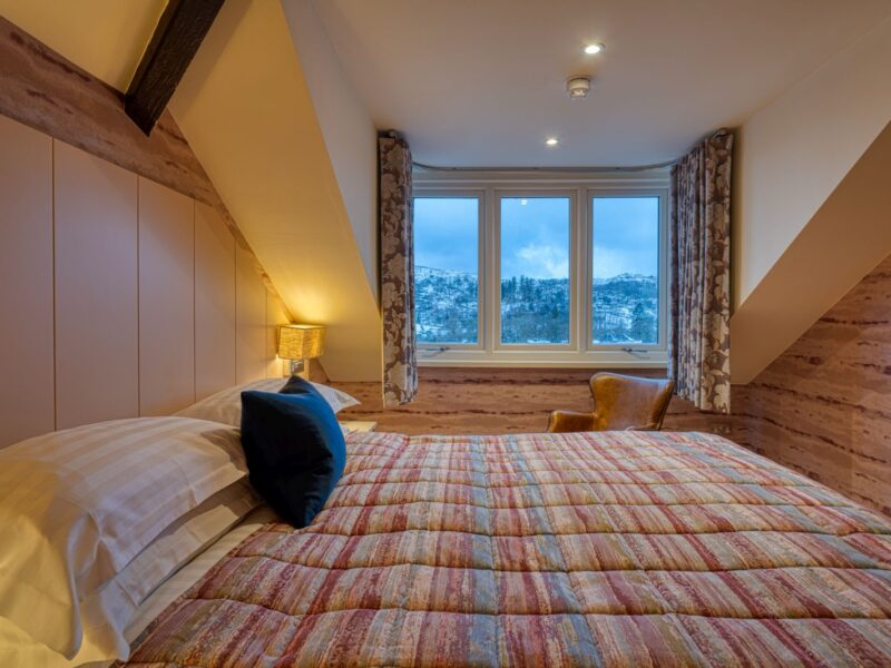 Star Gazer West bedroom with view